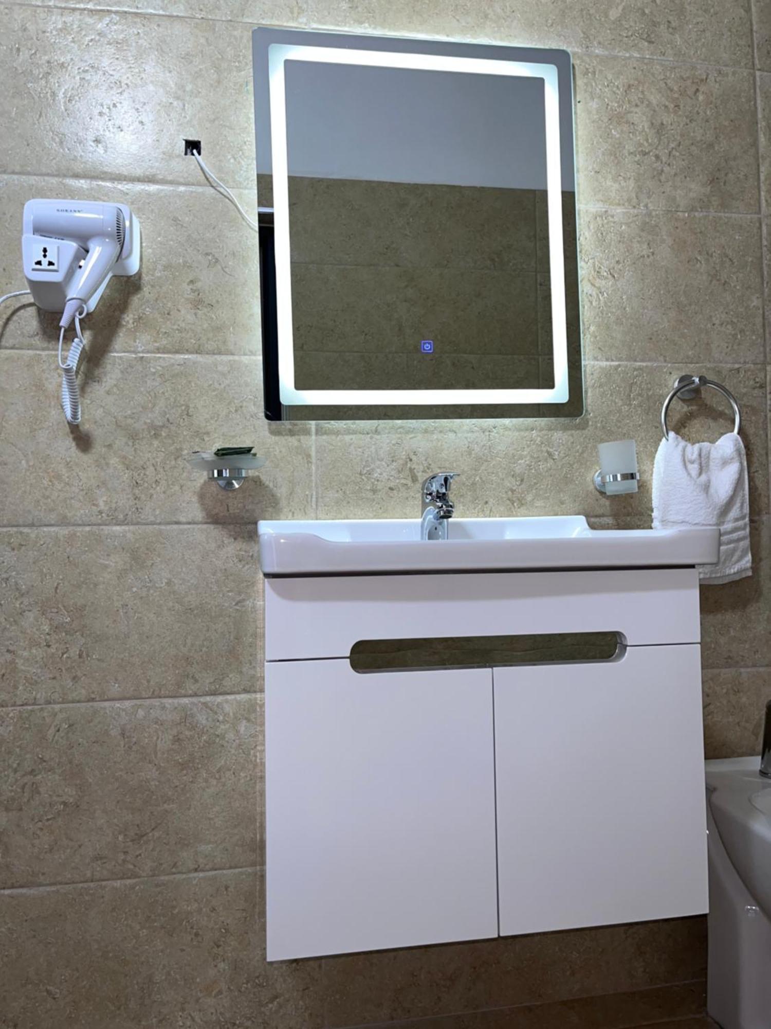 Villa Bailey Vlorë Esterno foto